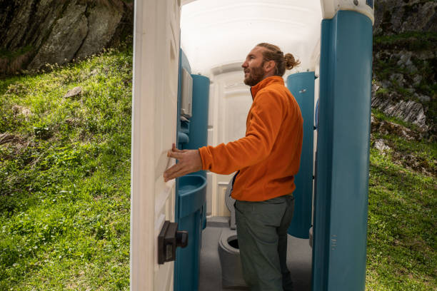 Best Sanitation services for porta potties  in Woodville, CA