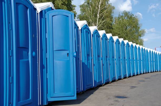 Affordable portable toilet rental in Woodville, CA